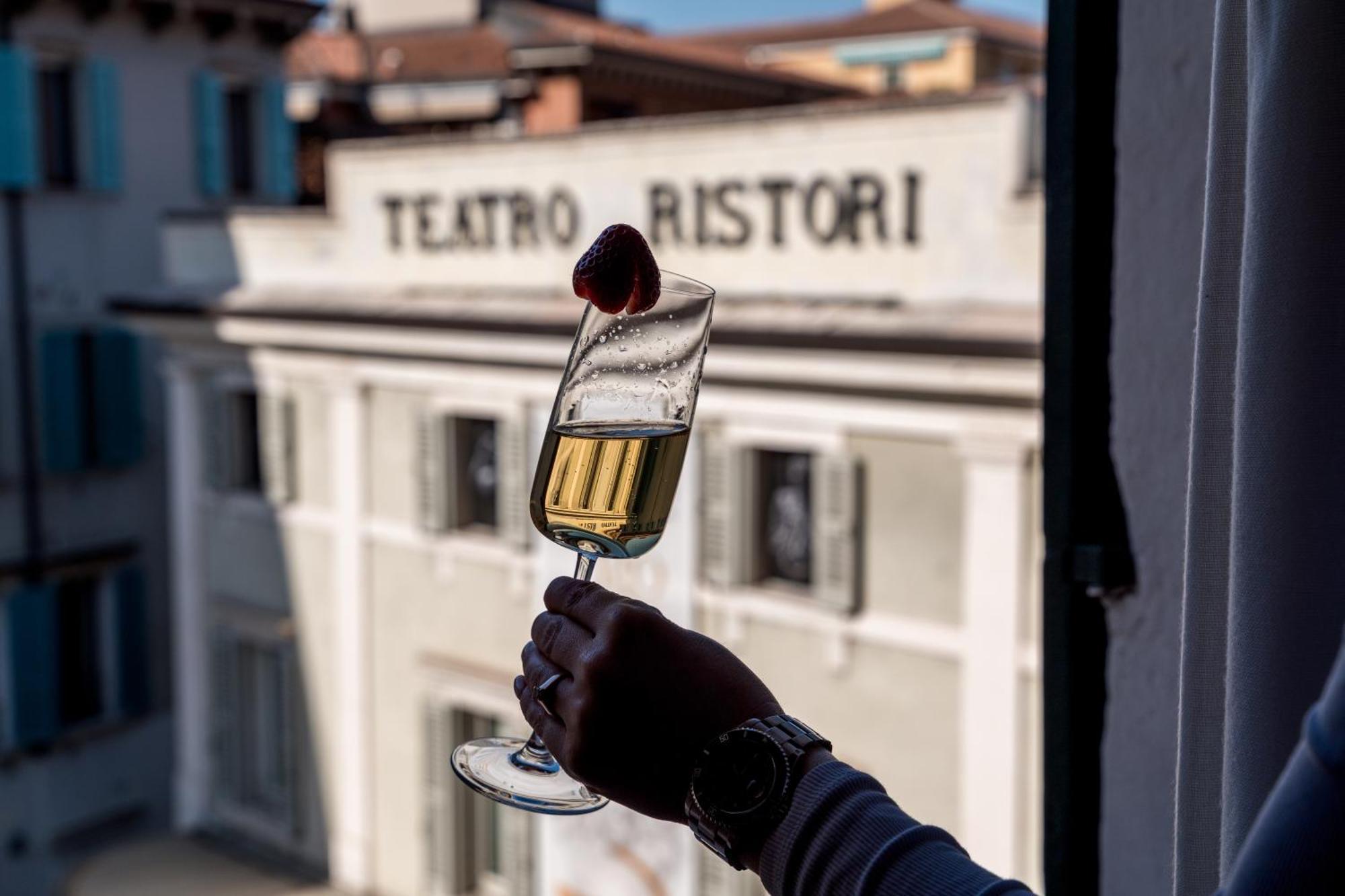 דירות ורונה Palazzo Ristori מראה חיצוני תמונה